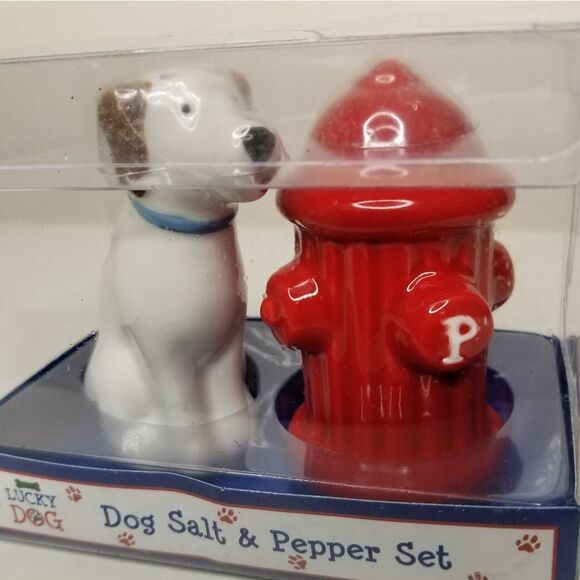 Dei Dog with Fire Hydrant Salt and Pepper Shaker Set NIB - Picture 3 of 10